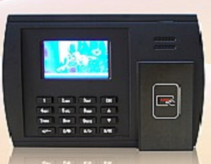 Máy chấm công bằng thẻ cảm ứng RONALD JACK S550