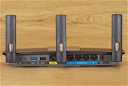 Linksys EA6900 AC1900 Dual-Band Smart Wi-Fi Wireless Router (EA6900)